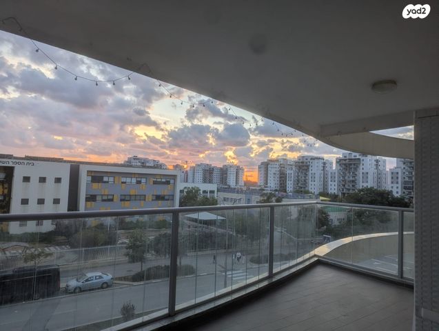 דירה, הדוגית 5, נאות רבין, יבנה