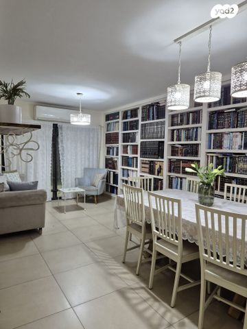 בית פרטי/ קוטג', עין שחק 12, המעיינות, מצפה רמון