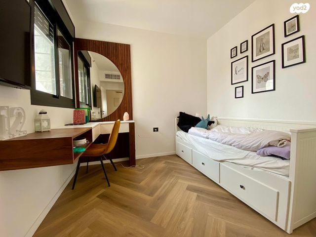 דירה, יונה וולך 14, גרין פארק החדשה, הוד השרון