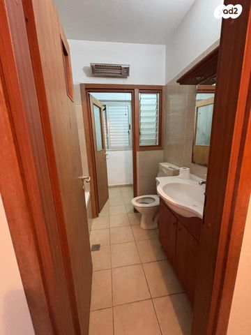 דירה, דרך יצחק בן ארי 8, רחובות החדשה, רחובות