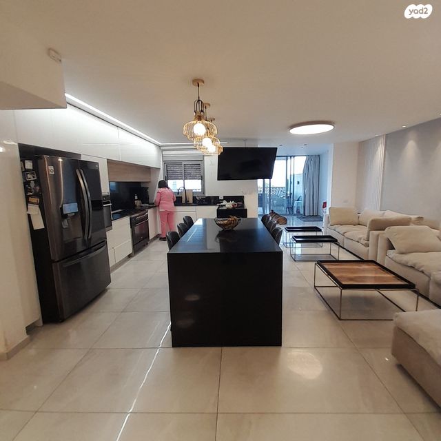 דירת גן, גרגר הנחלים 12, שחמון, רובע 2, אילת