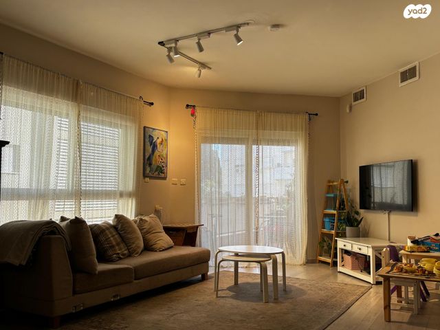 דירה, צפצפות 13, מרכז העיר, עפולה