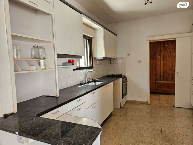 דירת גן, ראול ולנברג 4, רמת אשכול, חיפה