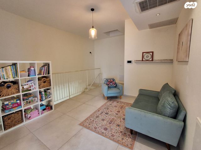 בית פרטי/ קוטג', מנדרינה 1, נווה פרדסים, פרדס חנה כרכור