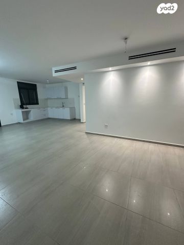 דירה, חיים הרצוג 12, פסגות אפק, ראש העין