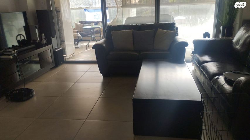 דירה, שדרות האלונים 6, פארק המושבה, באר יעקב