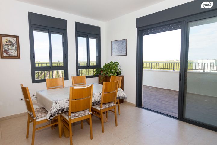 שיר השירים 14