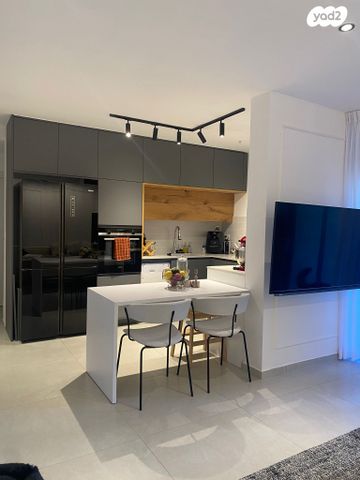 דוד מרכוס 21