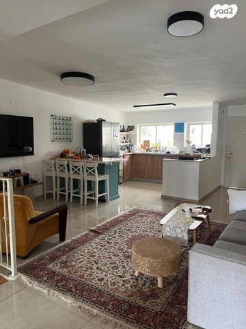 בית פרטי/ קוטג', הגיבורים 9, נוף העמק, יקנעם עילית