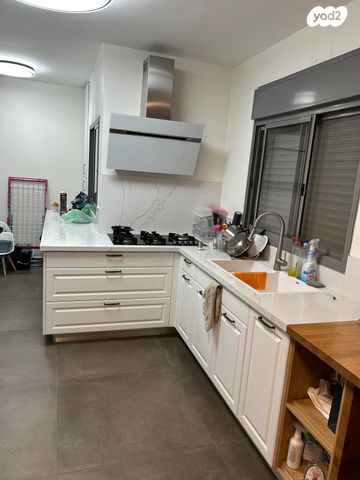 דירה, מורן 7, שיכון עובדים, טבריה