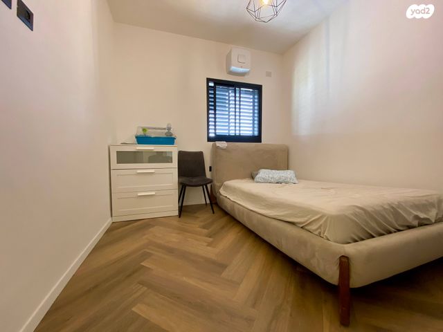 דירה, יונה וולך 14, גרין פארק החדשה, הוד השרון