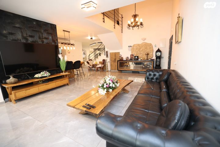 מיכאל הנגבי 11