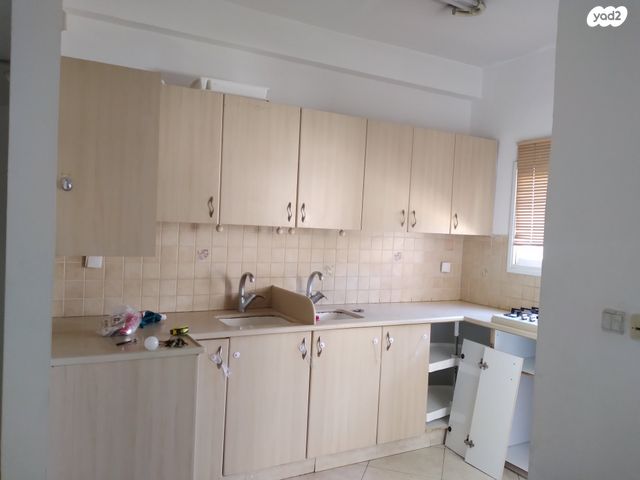 דירה, טרומפלדור 32, רמת ורבר, פתח תקווה