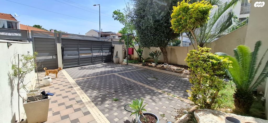 דירת גן, כנפי נשרים 1, נווה דקלים, אשקלון