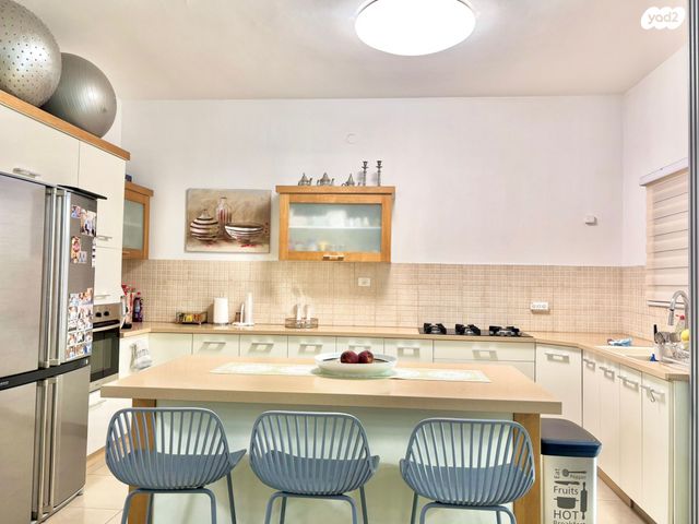 דירה, השומר 26, שיכון עובדים, טבריה