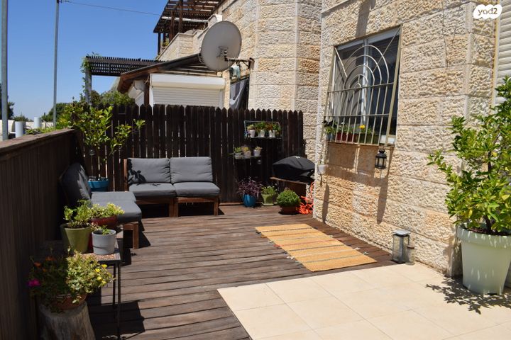 דירת גן, גלבוע 33, שכונה ה'-ו', מבשרת ציון