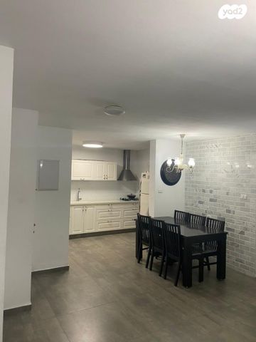 חנה רובינא 17