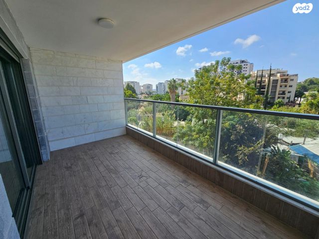 דירה, שדרות ששת הימים 50, נווה אליעזר וכפר שלם מזרח, תל אביב יפו