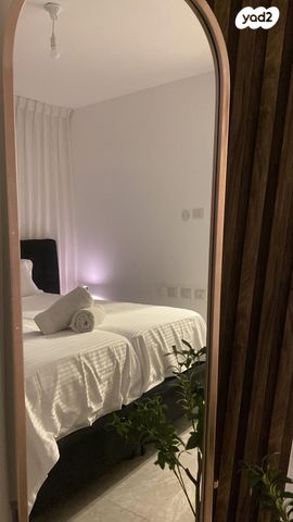 טריפלקס, רבקה אמנו 12, אחיסמך, לוד