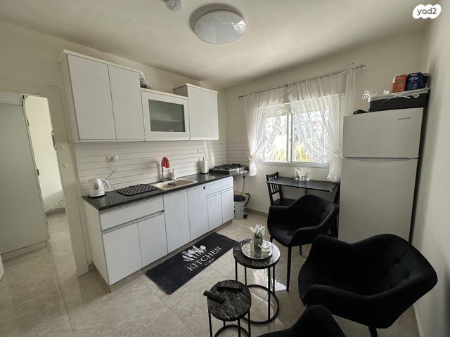 שמואל תמיר כצנלסון 25