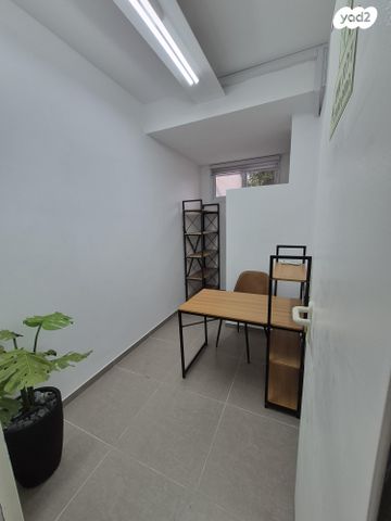 שדרות עמק חפר 71