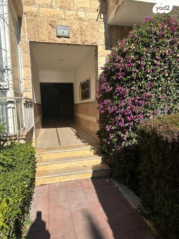 רחל המשוררת 5