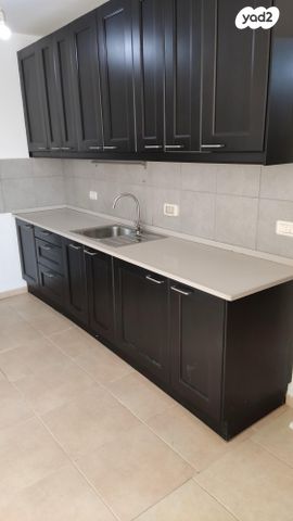 אליעזר בן יהודה 24