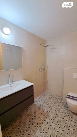 דירה, תוצרת הארץ 5, נחלת יצחק, תל אביב יפו