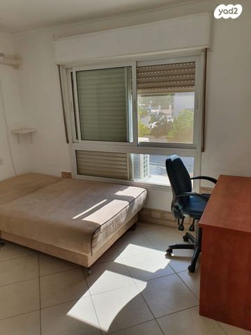 דירה, התבור 1, רובע ה', אריאל