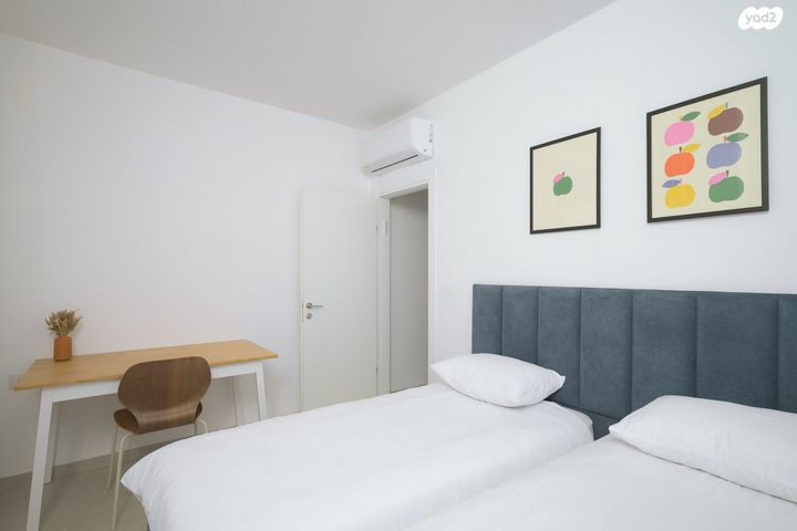 תיירות ונופש, העצמאות 111, אברמסקי, קרית אתא