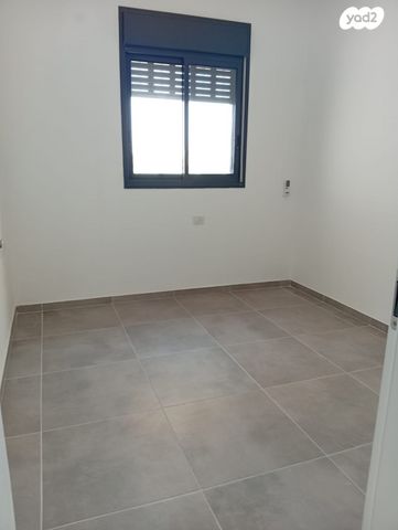 דירה, כרמל 1, בת חפר, בת חפר