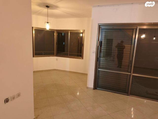 דו משפחתי, שרעבי יעקב סעדיה 8, נווה מרמורק, רחובות