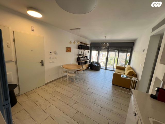 דירה, שדרות בן צבי 11, נחלאות, שערי חסד, ירושלים