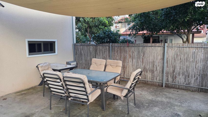 יעקב אחווה 22