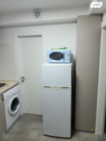 דירה, משגב עם 14, קרית שלום, תל אביב יפו