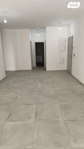 דירת גן, לשם 22, שאר העיר, אריאל