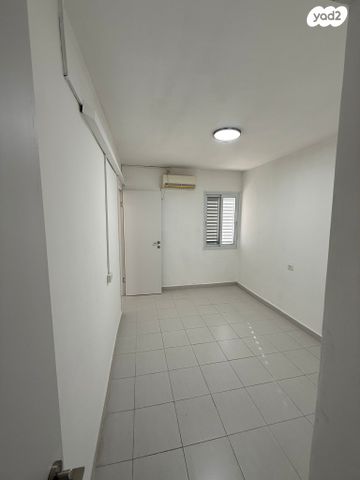 דירה, אבן גבירול 7, רובע ב', אשדוד