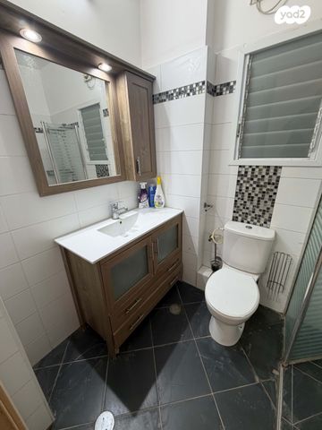 דירת גן, המחתרות 16, 2003, רעננה