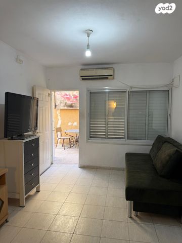 דירת גן, דקר 76, רובע ד', אשדוד