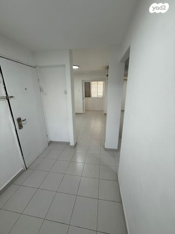 דירה, אבן גבירול 7, רובע ב', אשדוד