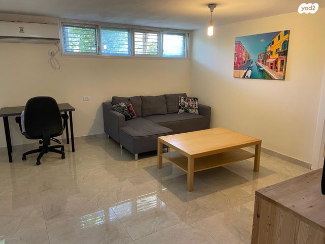 יחידת דיור, ורד 12, שאר העיר, להבים