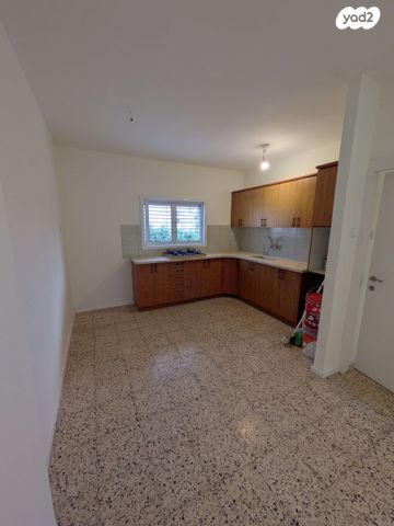 דירה, קיבוץ גלויות 8, רסקו ב', חולון