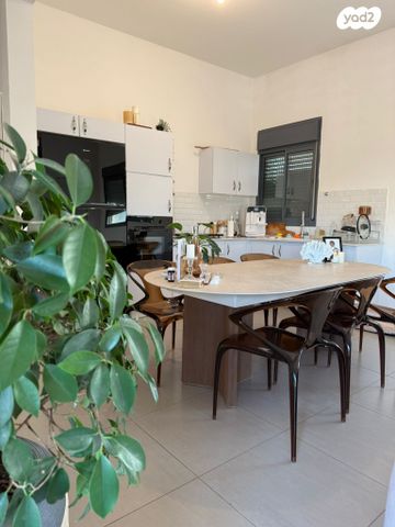 דירה, שדרות עמק האלה 50, שקמים ואגמים, אשקלון