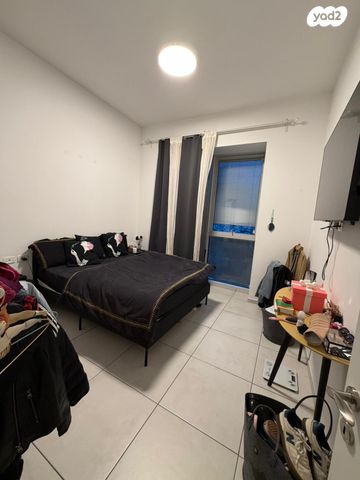 דירה, דרך מנחם בגין 150, מונטיפיורי, הרכבת, תל אביב יפו