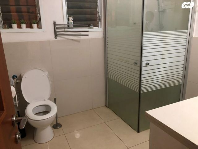 דירה, המצי"ר 4, שכונת חשמונאים, מרכז העיר א, רמת גן