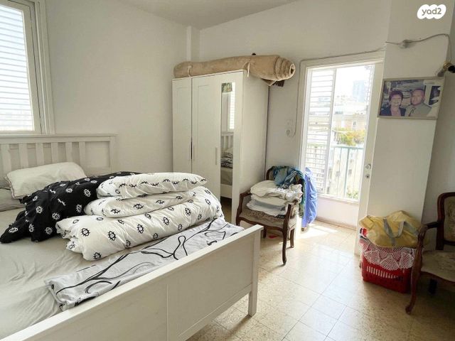 ז'בוטינסקי 115