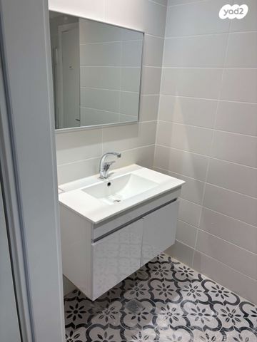 דירה, לאה גולדברג 16, צפון נס ציונה, נס ציונה