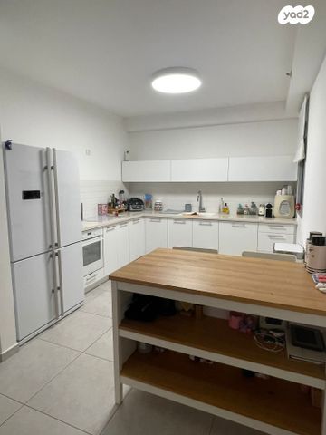 דירה, נחל בניאס 5, אגמים, נתניה