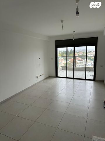 דירה, הגפן 10, גבעת אשכול, כפר סבא