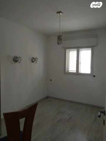 דירה, גולומב 57, מרכז, קרית עבודה, חולון